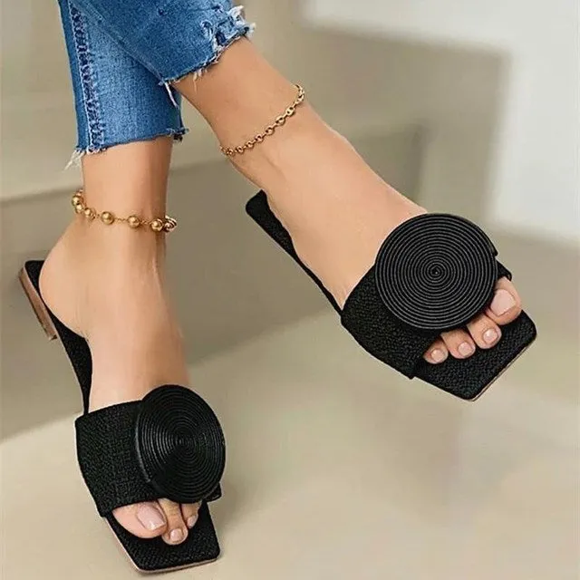 2025 New Summer Round Woman Buckle Sandals Solid Flats Sandals Women Beach Casual Slippers Fashion Ladies Plus Size