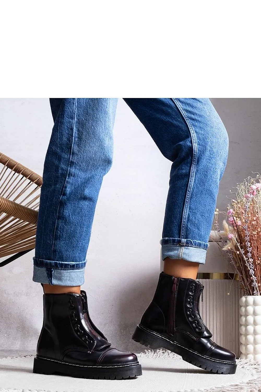Burgundy fleece-lined Royer boots