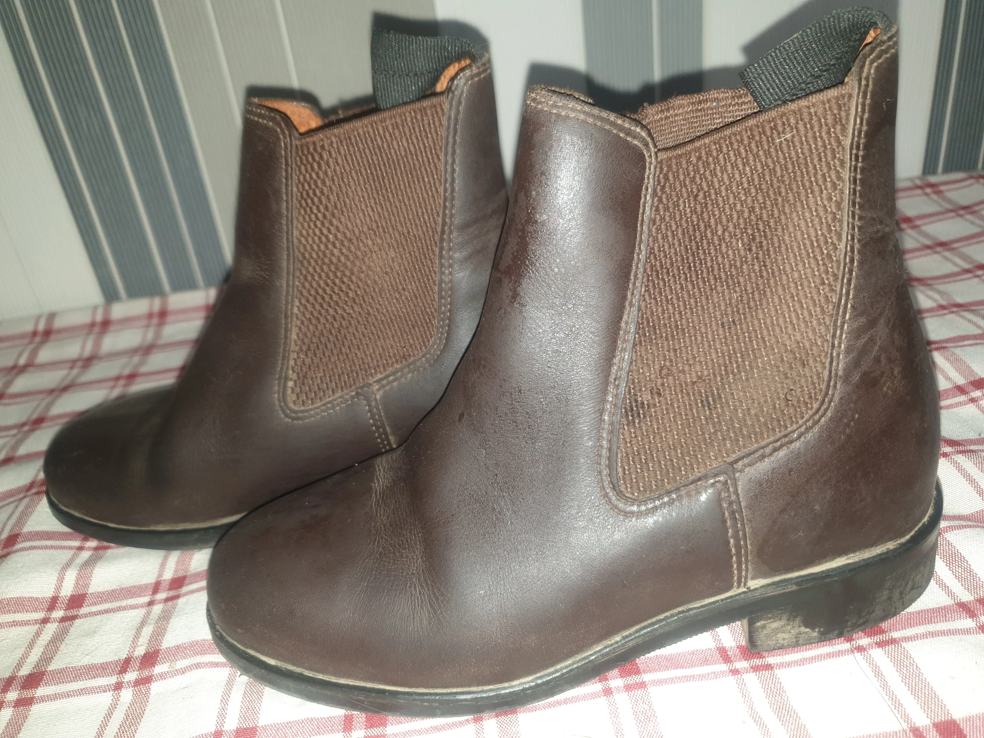 Just togs  size 12 brown jodhpur boots