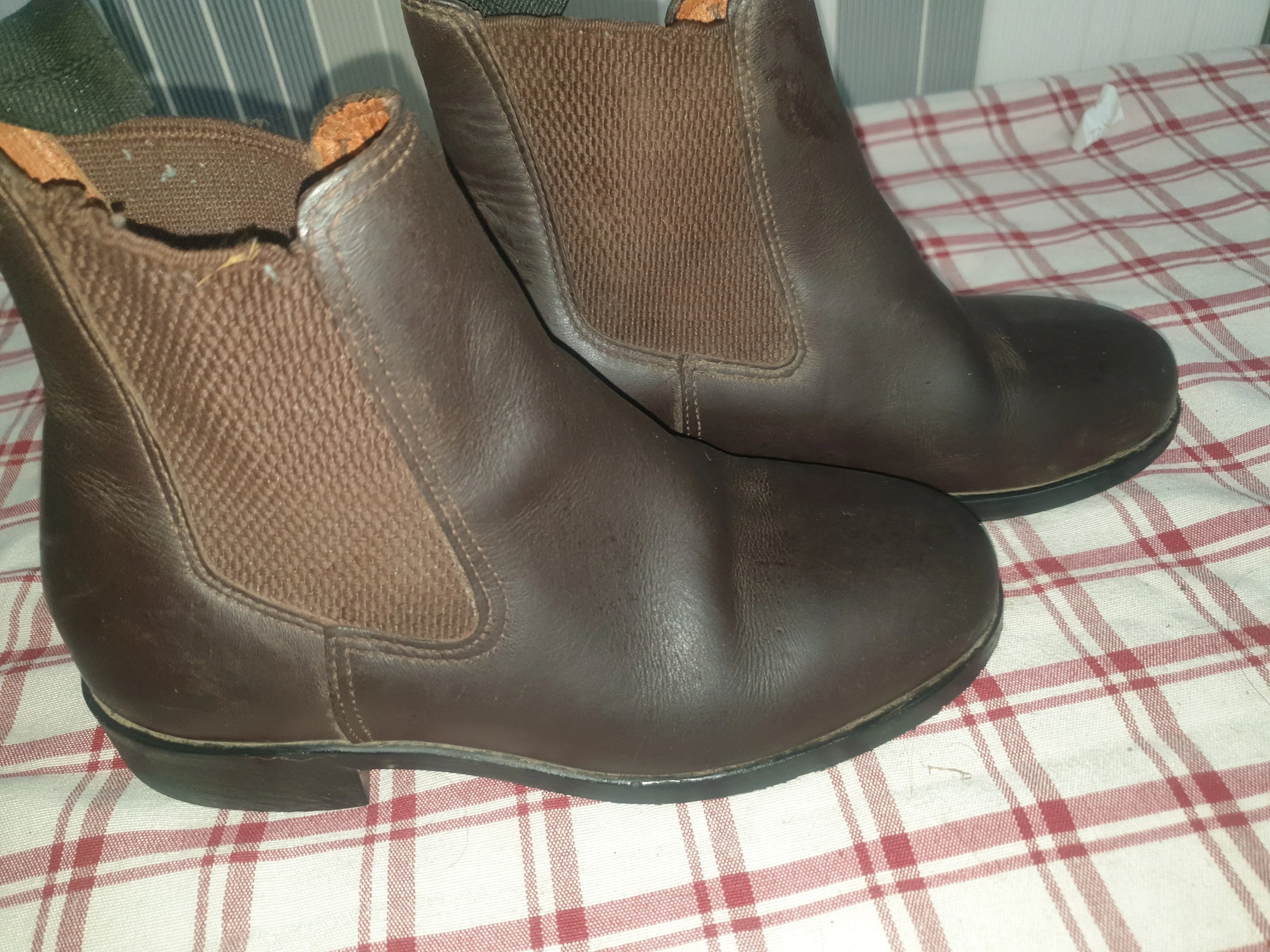 Just togs  size 12 brown jodhpur boots