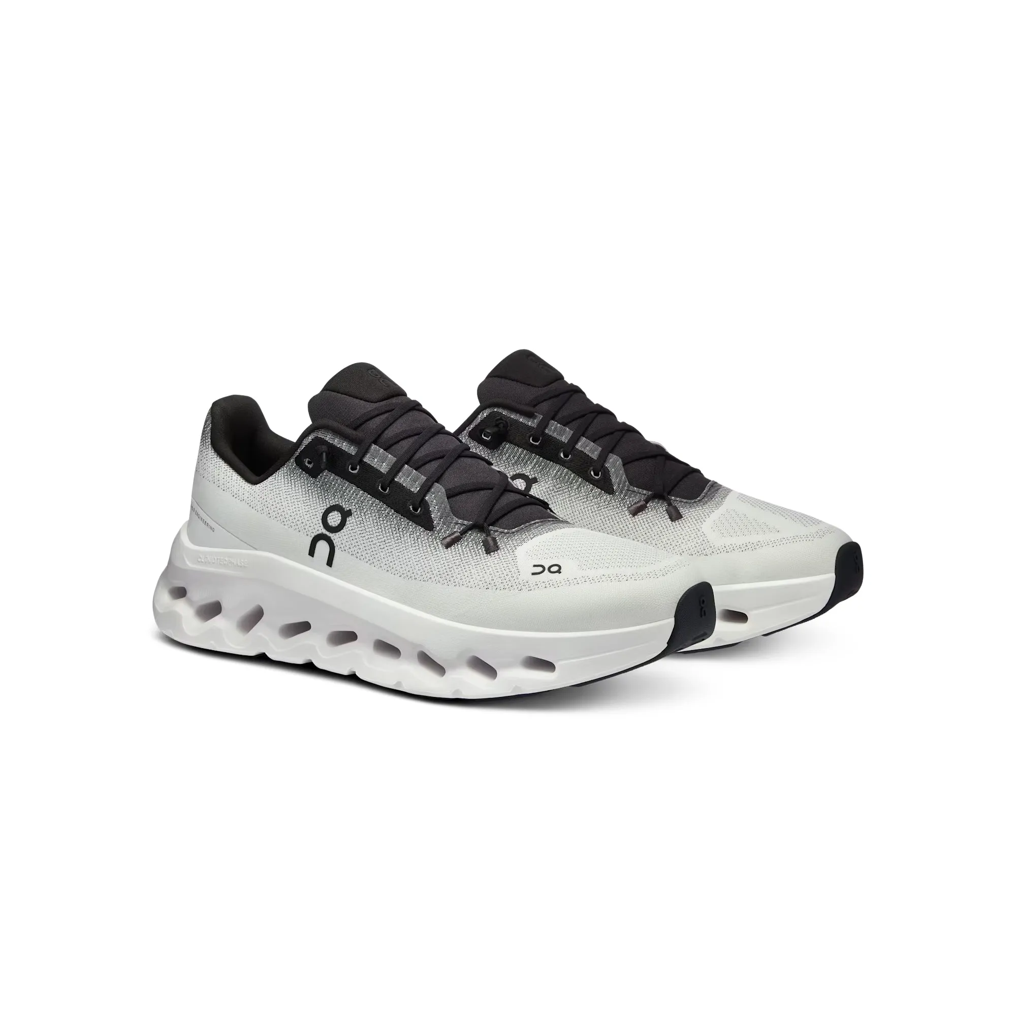 On Running Mens Cloudtilt Shoes