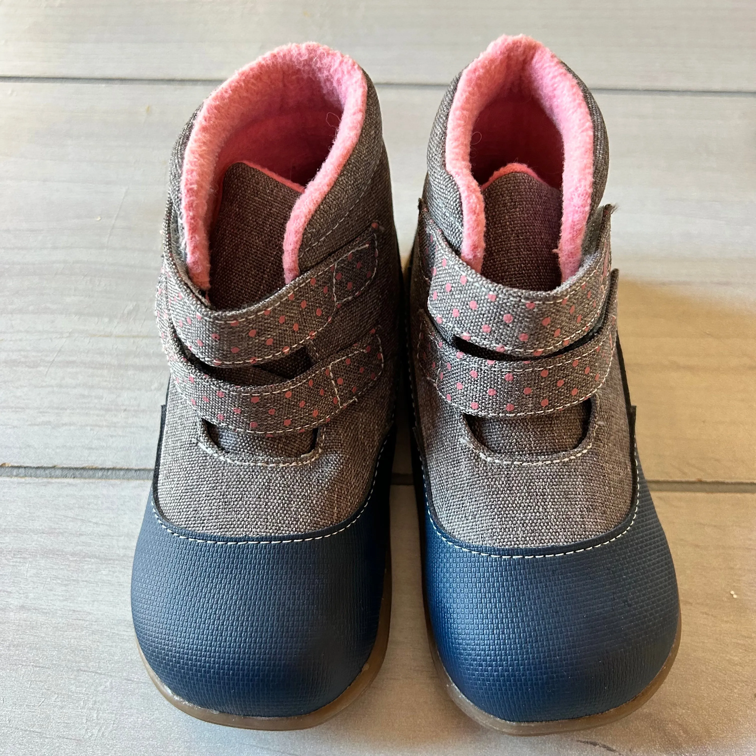 See Kai Run Gray & Pink Velcro Waterproof Boots