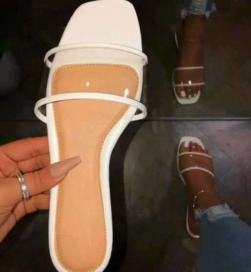 Stylish Women's Beach Slippers