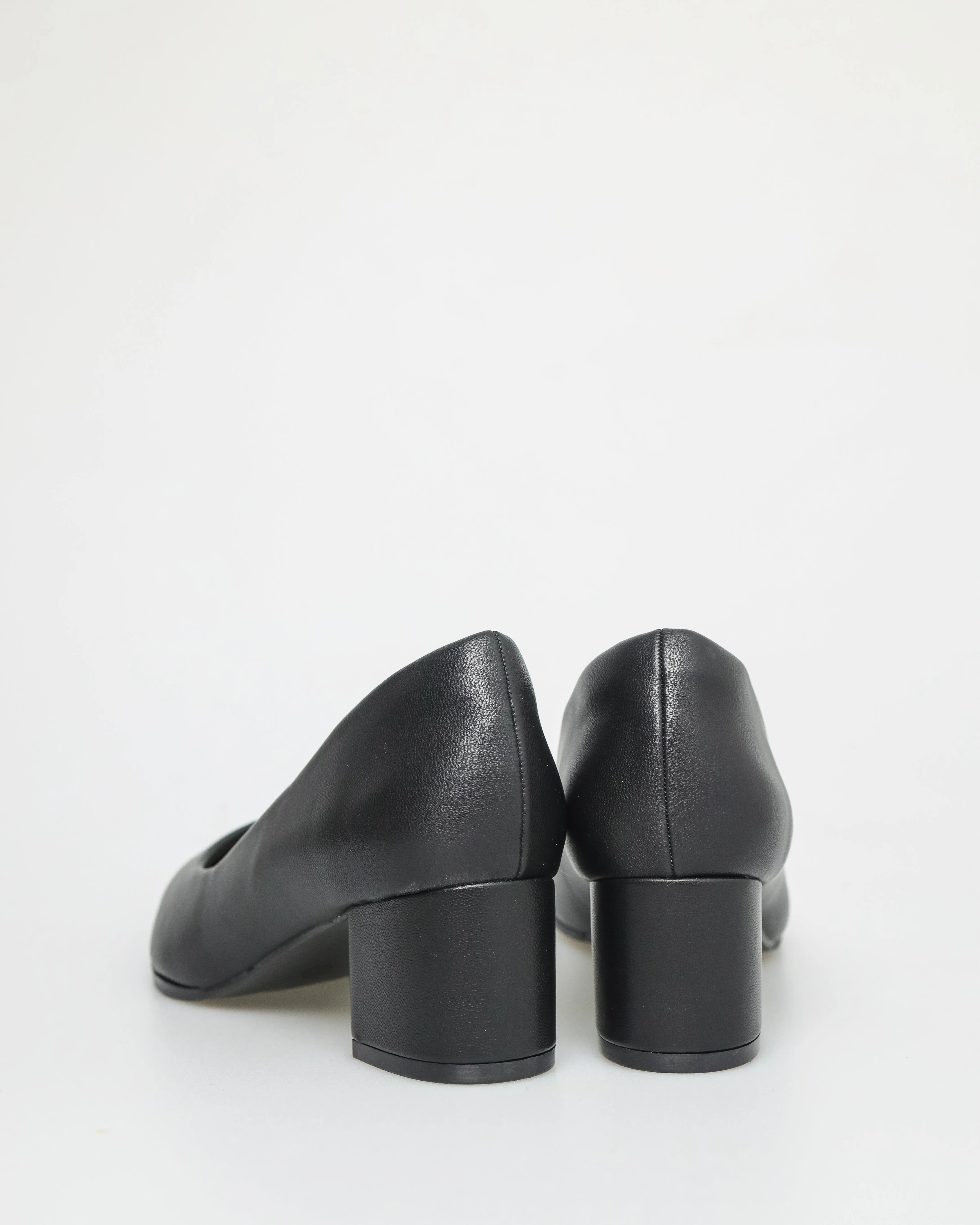 Tomaz NN245 Ladies Pointy Block Heels