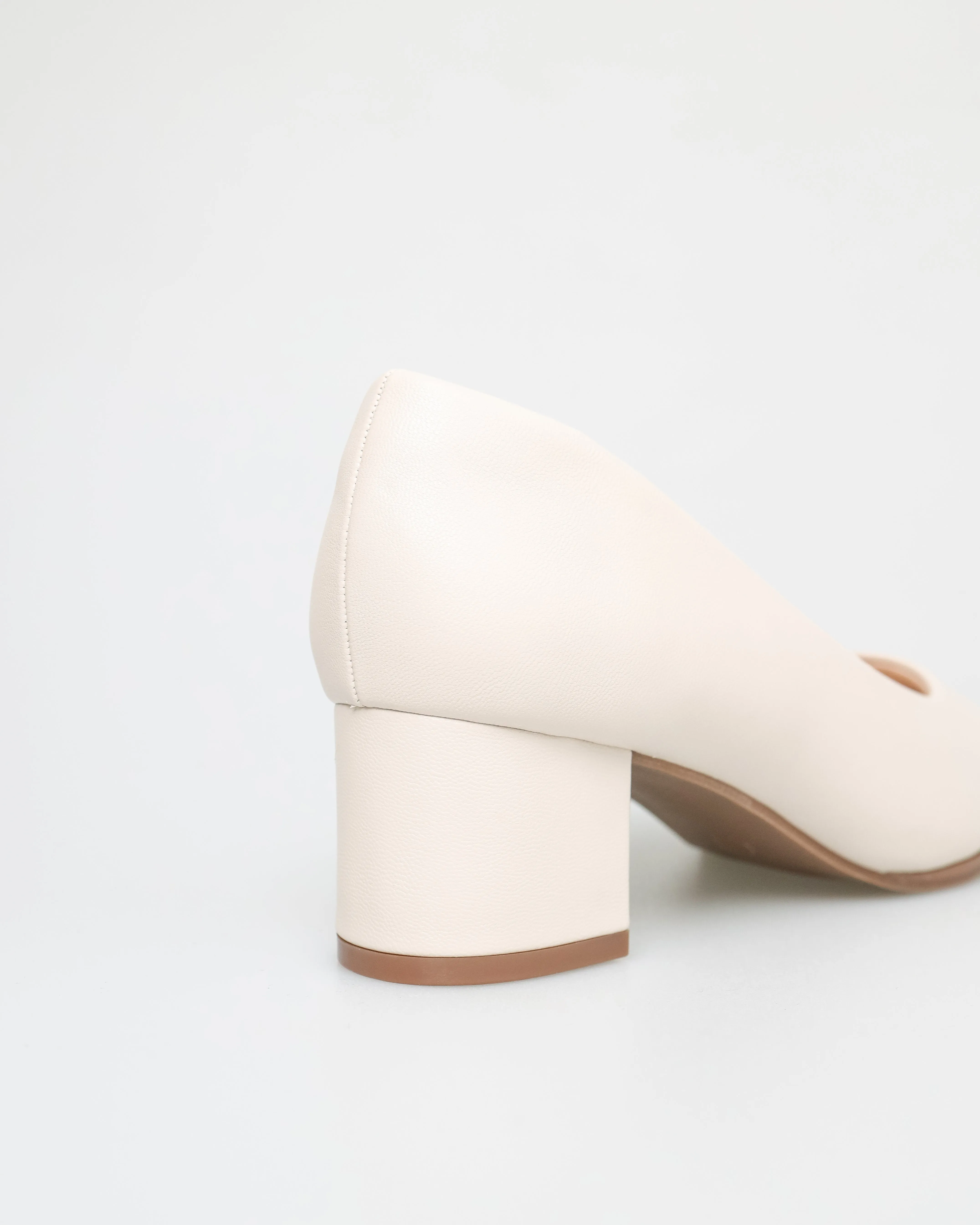 Tomaz NN245 Ladies Pointy Block Heels