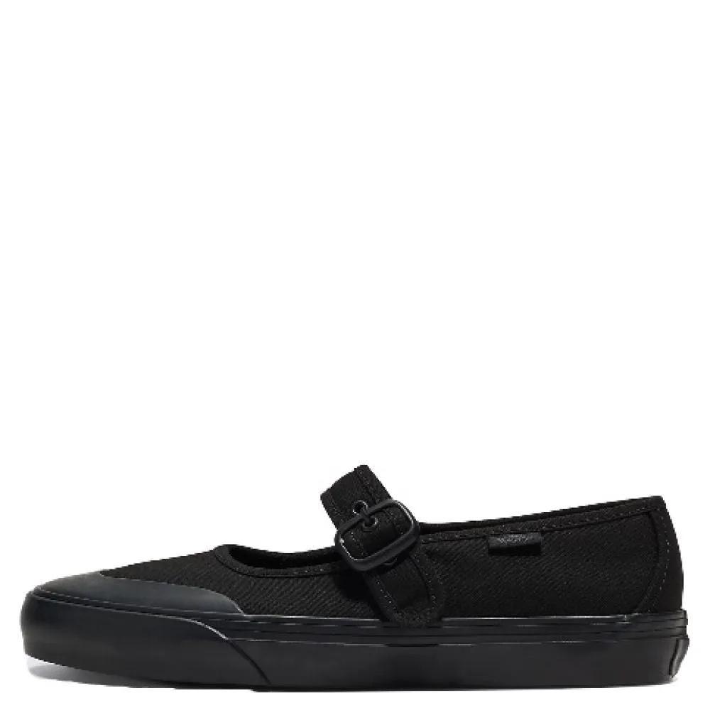 Vans Mary Jane in Black