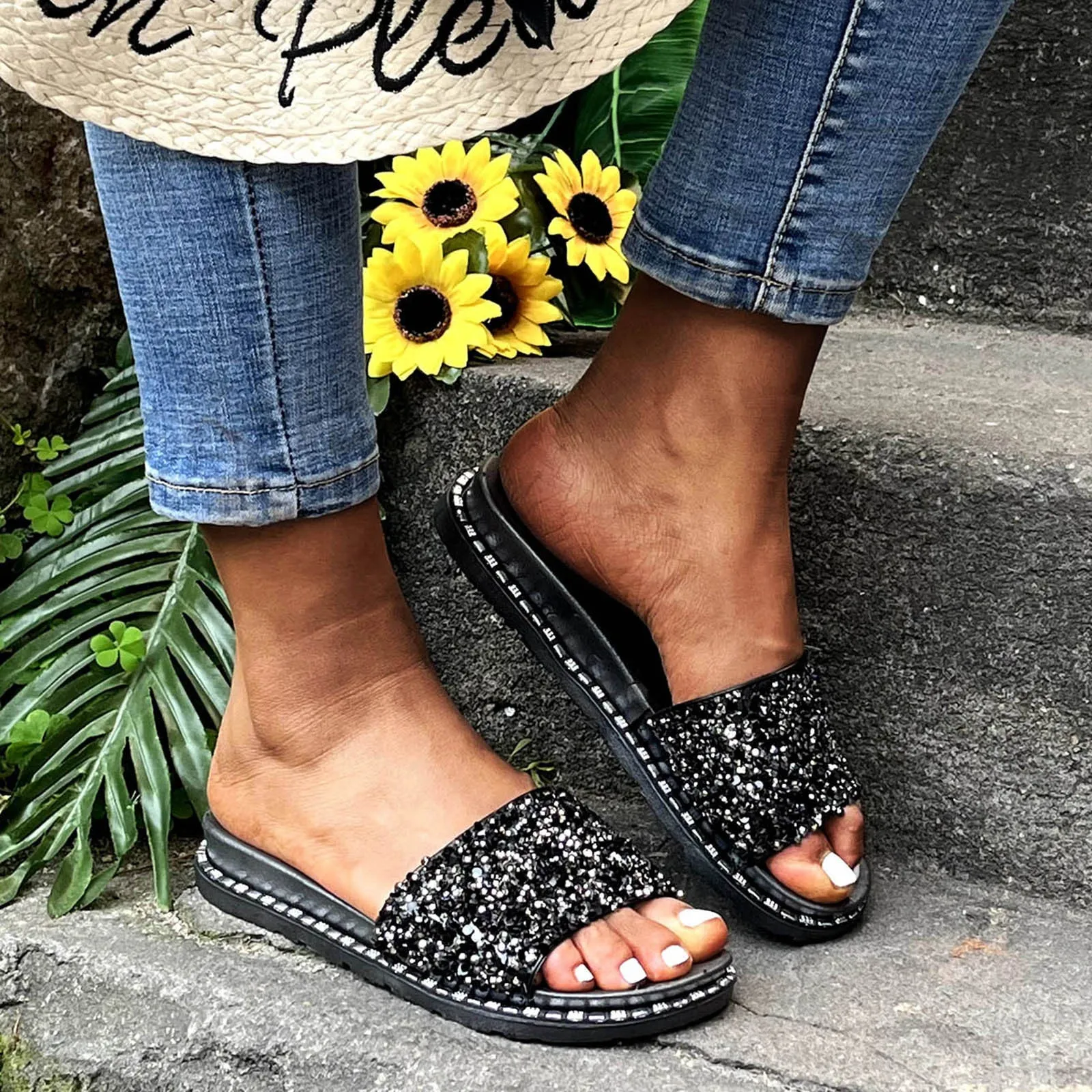 Women Slippers Ladies Fashion Sequins Flats Slippers Sandals For Outside Women Summer Beach Shoes Roman Sandals zapatos mujer