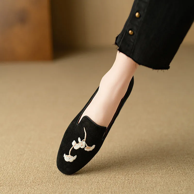 Women Spring Retro Embroidered Suede Loafers with Flat Sole