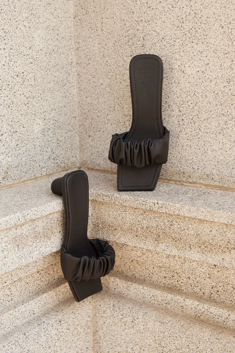 Wynter Ruching Heels in Black